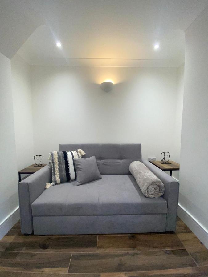 Central London, Jaccuzzi,Newbuild, 2 Bedrooms Two Baths Екстер'єр фото